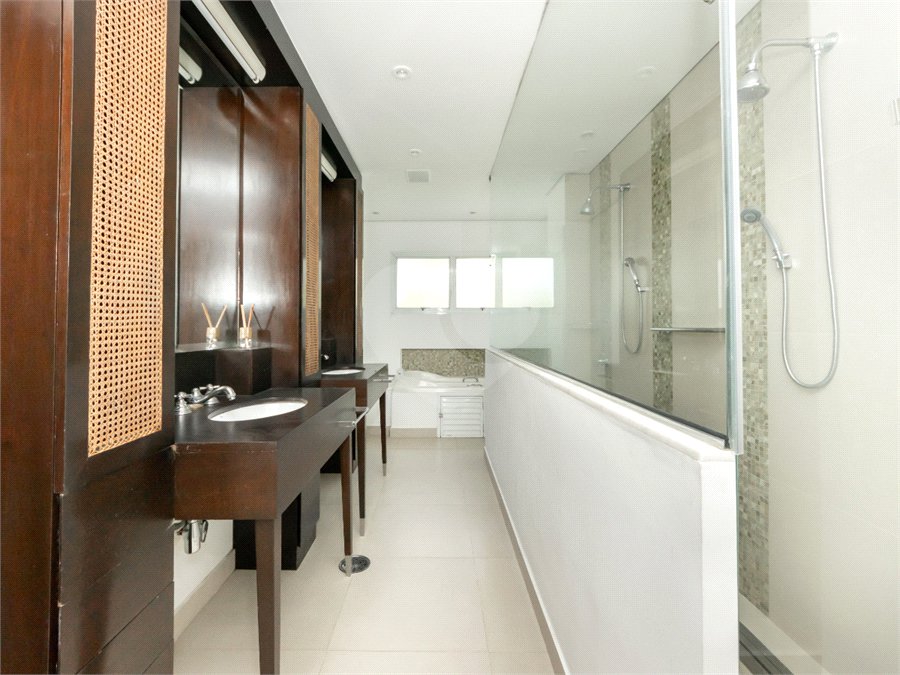 Casa com 4 quartos a venda Vila Nova Conceição, São Paulo - SP