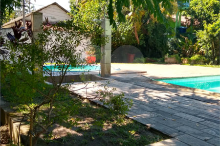 LINDO SÍTIO EM SANTA CRUZ DE ÁREA APROXIMADAMENTE 48.200 M²