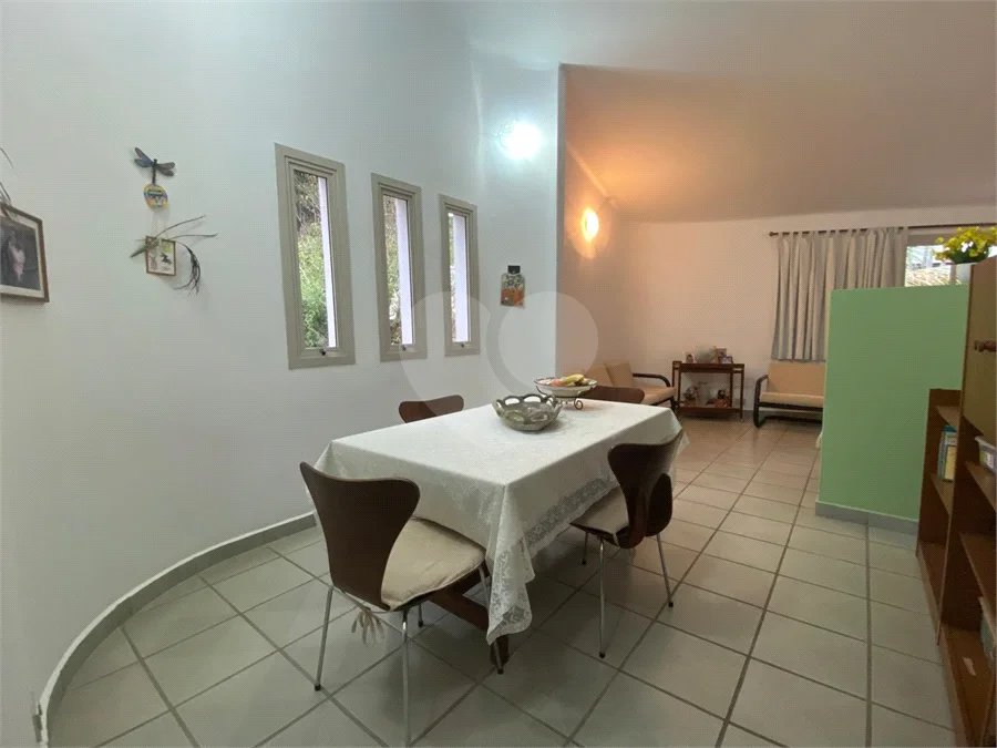 Casa térrea com 3 quartos para alugar no Jardim dos Estados, São Paulo - SP