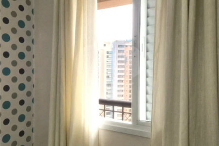 Apartamento na Chácara Inglesa com 2 dormitórios (1 suite), varanda, vista livre e vaga
