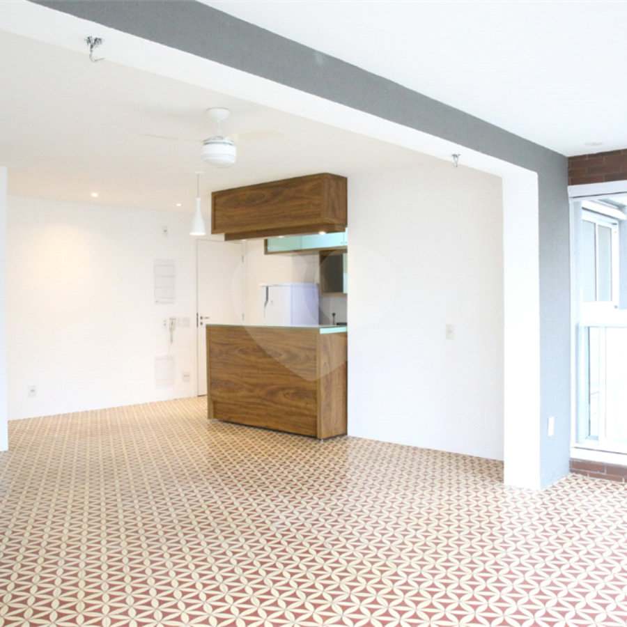 Apartamento á venda - Campo Belo