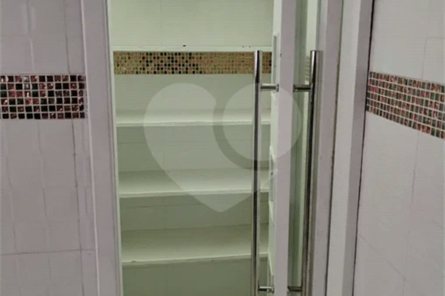 Lindo sobrado para locação na Vila Mascote