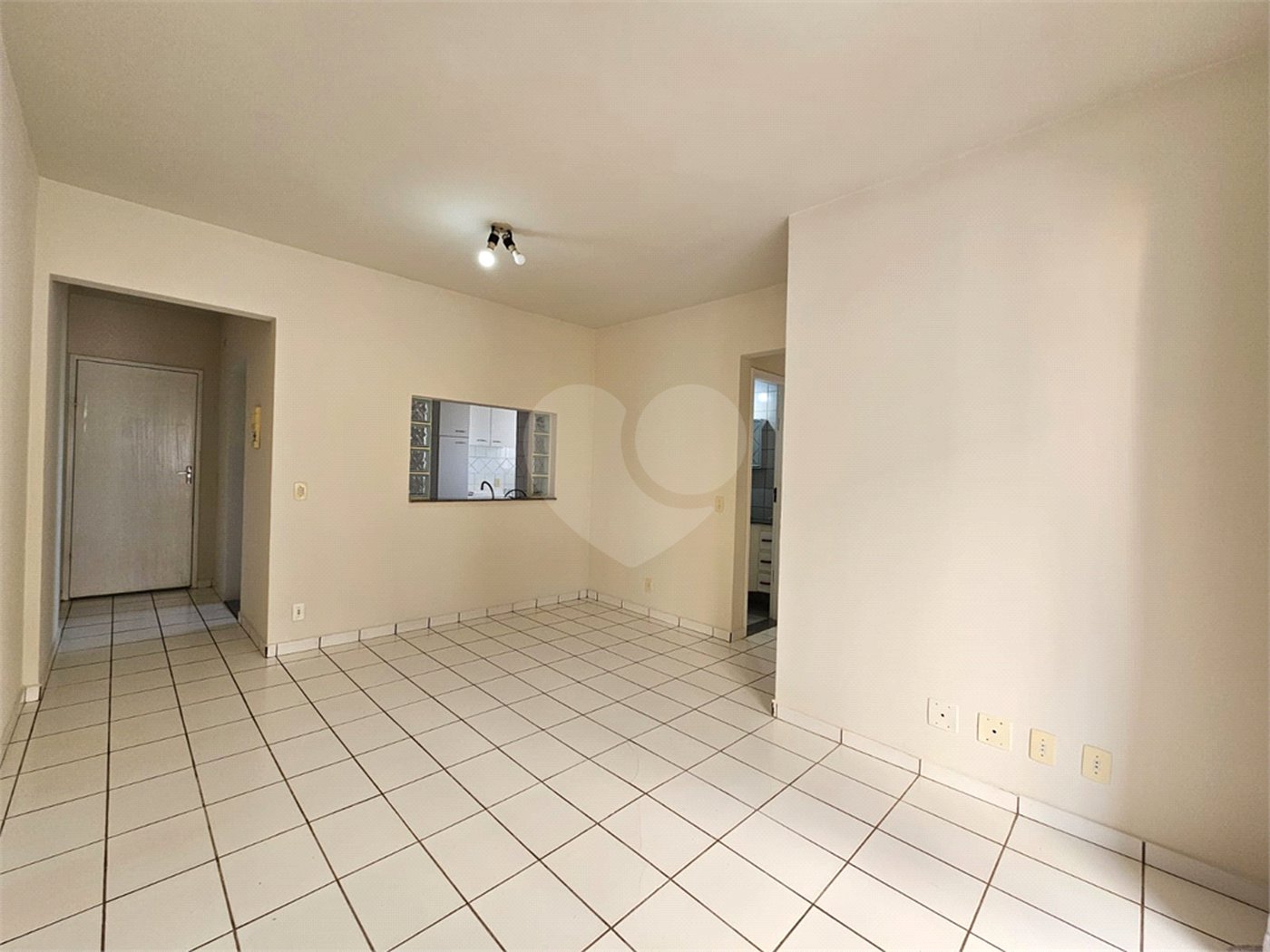 Apartamento com 3 dormitórios à venda no centro de São Carlos