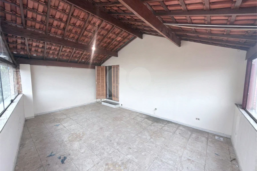 Casa Completa à Venda ou para Locação no Bairro Caxambu– Conforto e Sofisticação!
