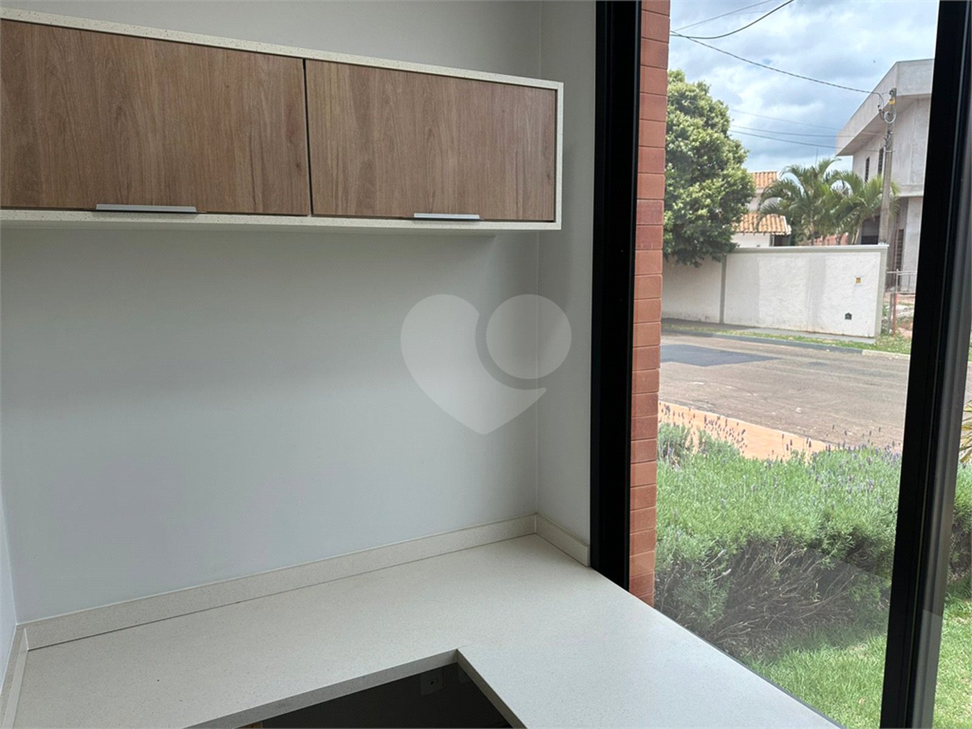 Apartamento Condomínio Montreal