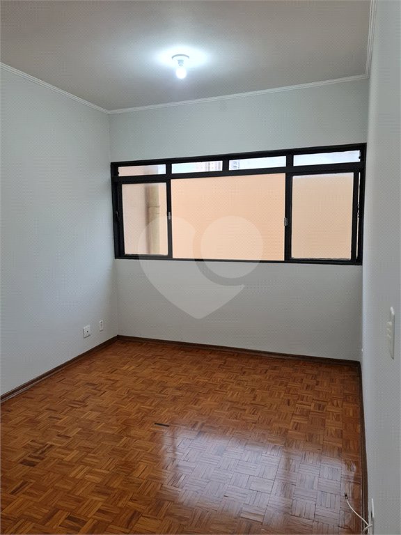 Apartamento à venda de 2 dormitórios no Edifício São José, Araraquara