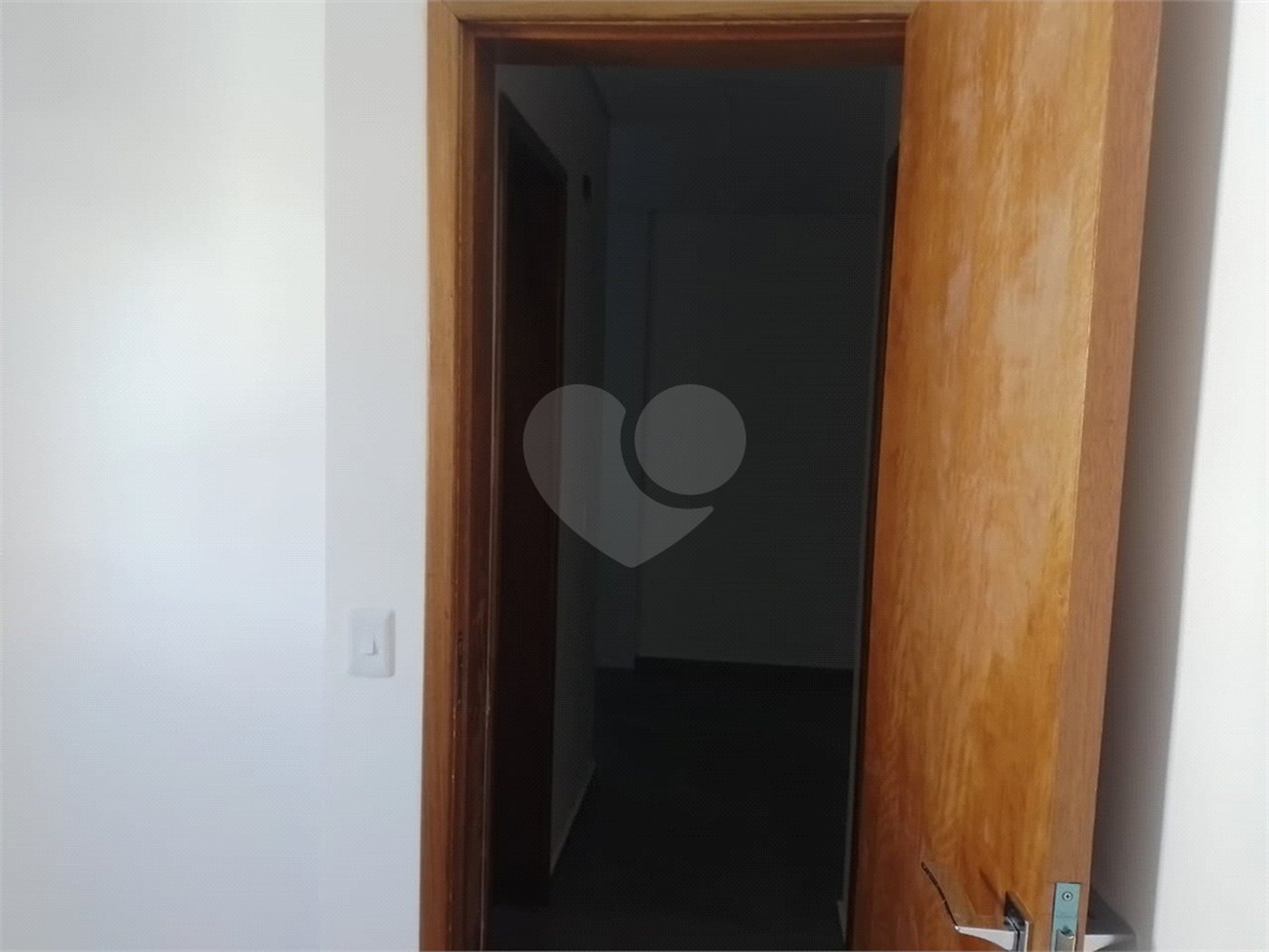 Apartamento Novo com 2 Dormitórios, Elevador na Vila Gustavo. Aceita Pet.