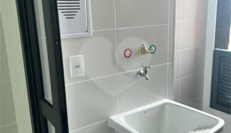 Apartamento à venda com 3 quartos, sendo 1 suíte,  em Jardim Independência, São Paulo, SP