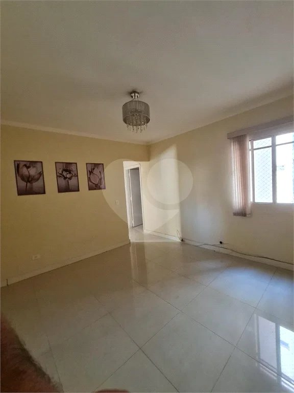 Apartamento à venda no Condomínio Vila Real