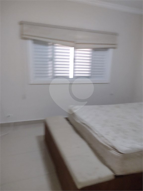 Indaiatuba- Recreio Internacional Viracopos - Terreno com 1000 ms - construido 200 ms - Sobrado com 3 dorms, 1 suite, Ar condicionado nos quartos e sala, cozinha com armários, cooktop, ampla varanda - Quiosque com churrasqueira e piscina , playground, garagem, deposito - R$ 1.500.000,00 - não ace