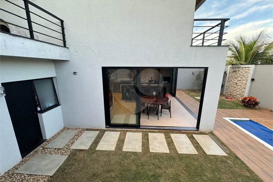 Casa à venda com 3 quartos, sendo 1 suíte,  no condomínio Parque Residencial Damha 2, Piracicaba - SP