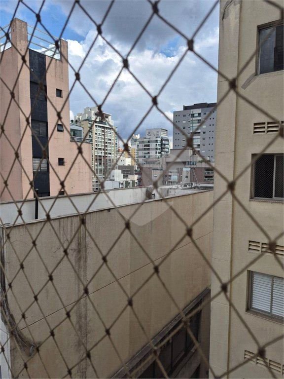 ÓTIMO APARTAMENTO 02 DORMITORIOS NA CERQUEIRA CÉSAR