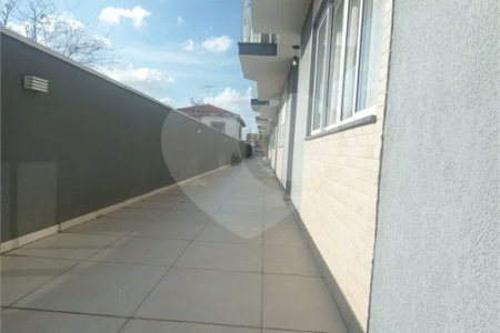 Casa com 100m², 3 dormitórios, 2 vagas, à venda no bairro da Penha.