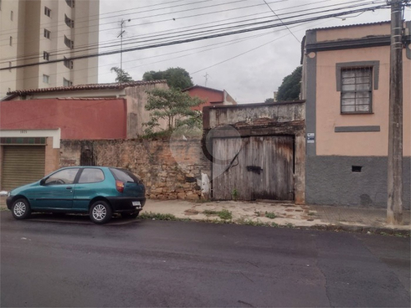 Terreno com 421 m², localizado no centro de São Carlos