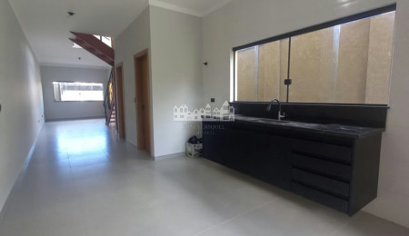 Casa à venda com 3 suítes em Alvinópolis, Atibaia, SP