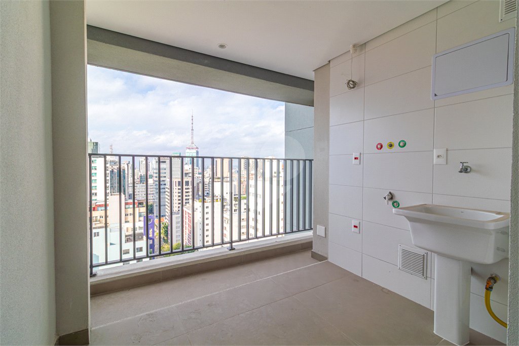 Apartamento a venda 3 quartos Paraíso