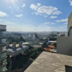 Apartamento com 2 dormitórios e uma suíte, mobilíado no Ibirapuera.
