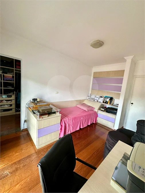 Casa de Alto Padrão à Venda no Parque dos Pássaros – 350 m²