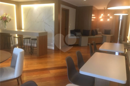 Apartamento para alugar com 3 quartos, sendo 1 suíte, em Brooklin, São Paulo, SP