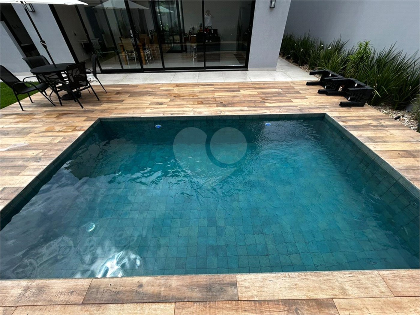 Casa de alto padrão para venda no condomínio Damha III.