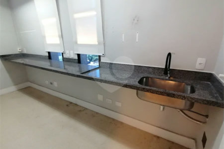 SALA COMERCIAL, 106m2, NO PARAISO