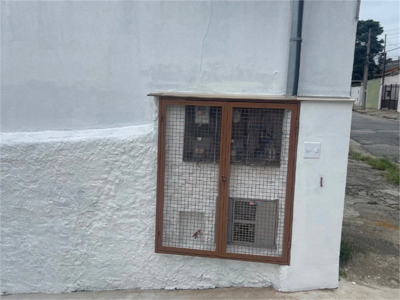 Oportunidade Única na Vila Morse: Amplo Espaço e Conforto!