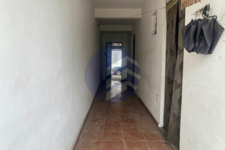 Casa à venda com 2 quartos em Jardim Alvorada, oportunidade para investidor