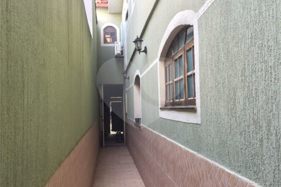 Sobrado 4 quartos, 2 suítes, 2 vagas,
