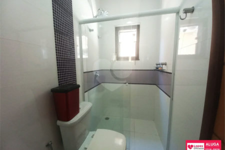 Linda casa com piscina localizada no melhor condomínio de Hortolândia - Green Park.