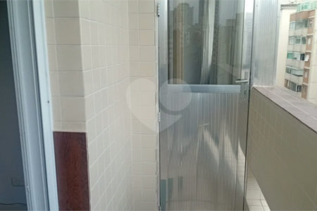 Apartamento à venda no Boqueirão, 3 quartos (2 suítes), garagem