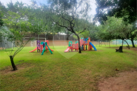 Loteamento a venda no condomínio Villaggio Capriccio