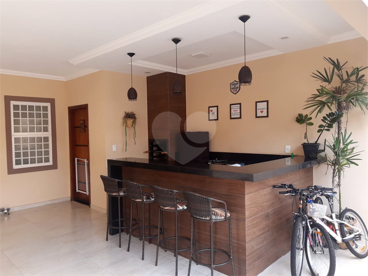 Casa à venda com 3 quartos sendo 1 suíte em Encanto do Planalto