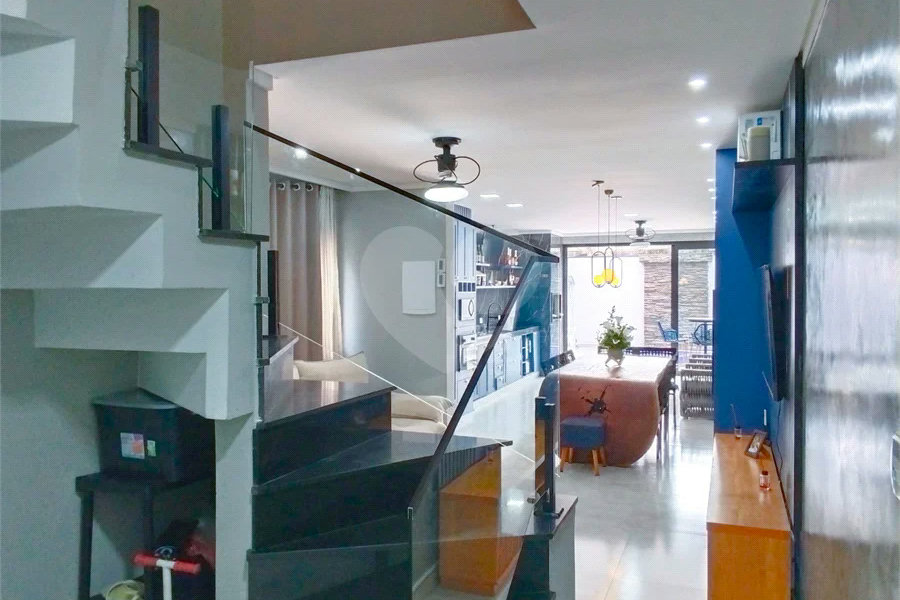 Casa à venda com 4 suítes em São Lourenço, Bertioga, SP