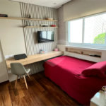 Apartamento de 176 m2 com 4 dormitórios sendo 3 suítes com 3 vagsa Condomínio Dolce Vita Avenida Lacerda Franco ,Cambuci -São Paulo