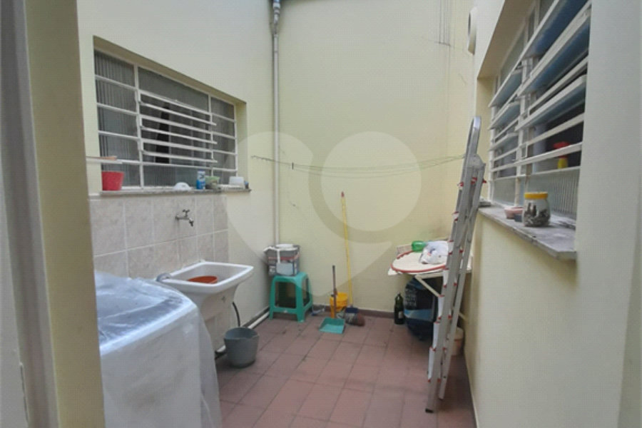 Casa terrea para venda no bairro Palmas do Tremembe.