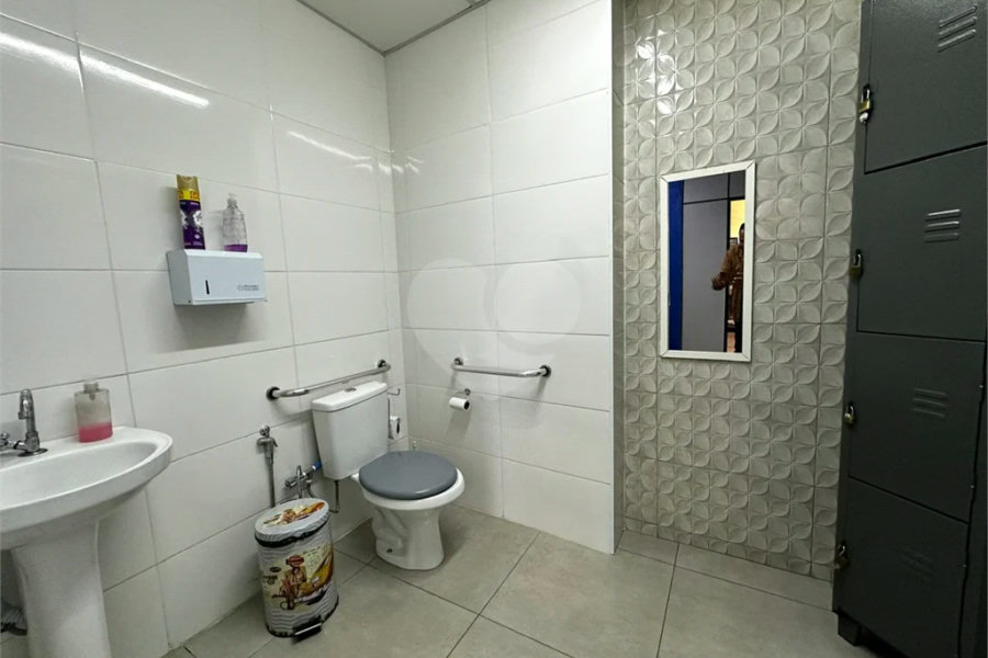 Barracão Comercial à Venda em Piracicaba/SP.