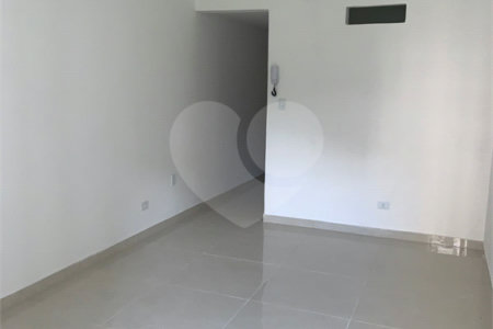 Apartamento disponível para locação no bairro Bela Vista.