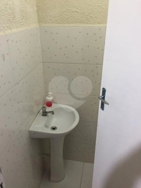 Salão comercial de 200m2 para locação na Mooca