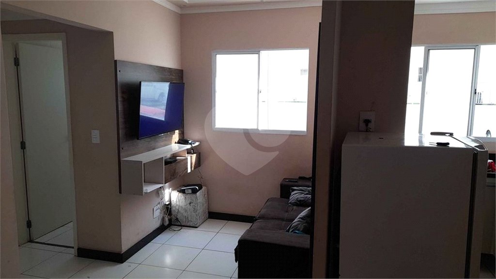 Apartamento no Condomínio Parque dos Manacás