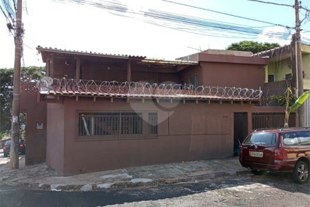 Lindo sobrado no cruzeiro do Sul