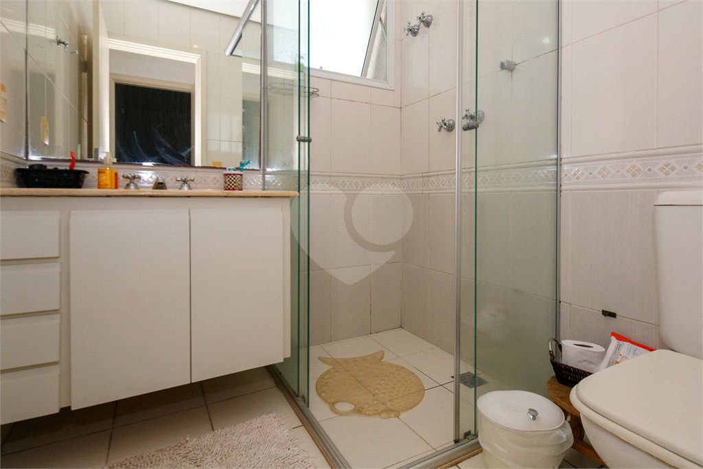 Casa à venda com 5 suítes no condomínio Villa Florida, São Paulo - SP