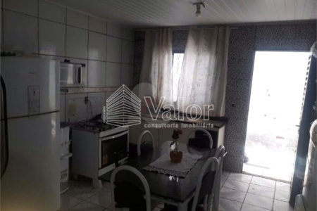 Casa térrea à venda com salão comercial