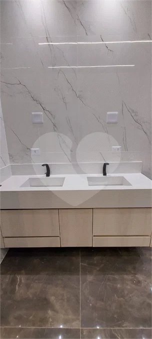 Casa 4 suites - Condomínio Ecoville 1