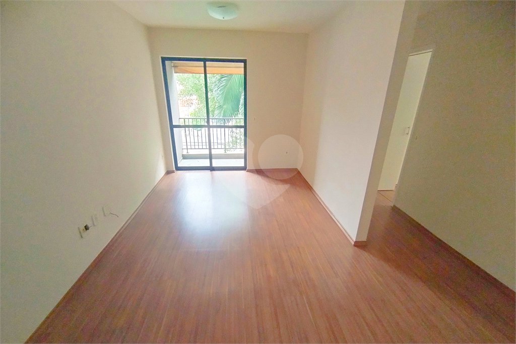Apartamento - Próximo do metro Saúde - 2 quartos - 1 suíte - varanda - 2 vagas