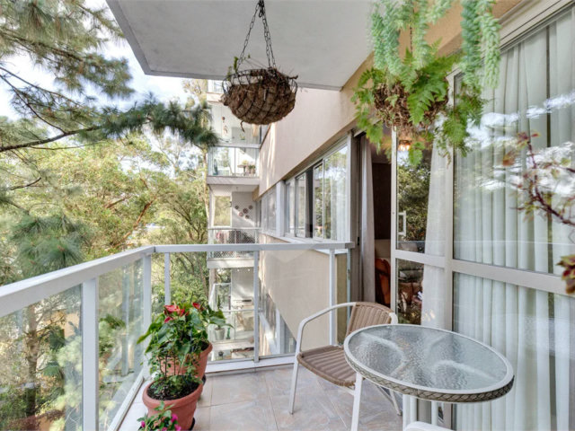 Apartamento à venda com 4 quartos, sendo 1 suíte,  em Jardim Marajoara, São Paulo, SP