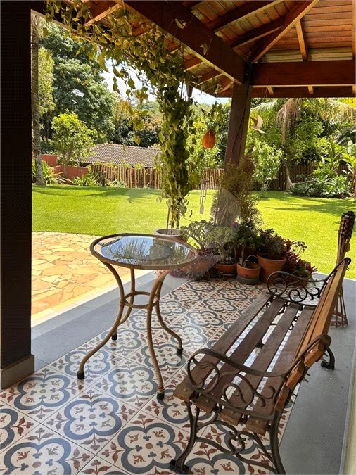 Casa para Venda ou Locação com opção de estar mobiliado no Condomínio Recanto Florido – Vinhedo/SP