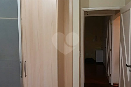 Mooca . 2 vagas de garagem. Ao lado da Rua da Mooca