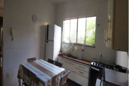 Casa com 130m², 2 quartos, à venda no Cambucí