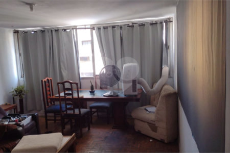 Apartamento na Região do Ipiranga à 8 Minutos do Metrô com 2 Dormitórios .