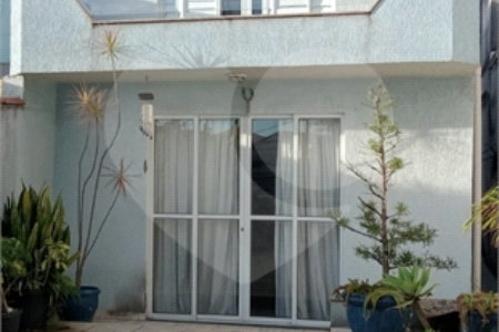 Casa com 194m², 3 dormitórios, sendo 1 suíte, 2 vagas, à venda na Vila Formosa.